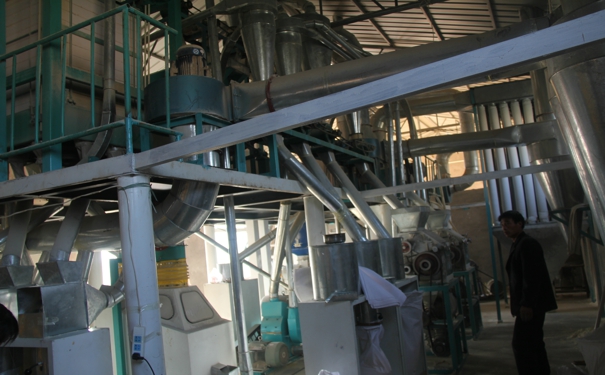 <a href=http://m.5dcampus.cn/product/ target=_blank class=infotextkey>玉米深加工設備</a>